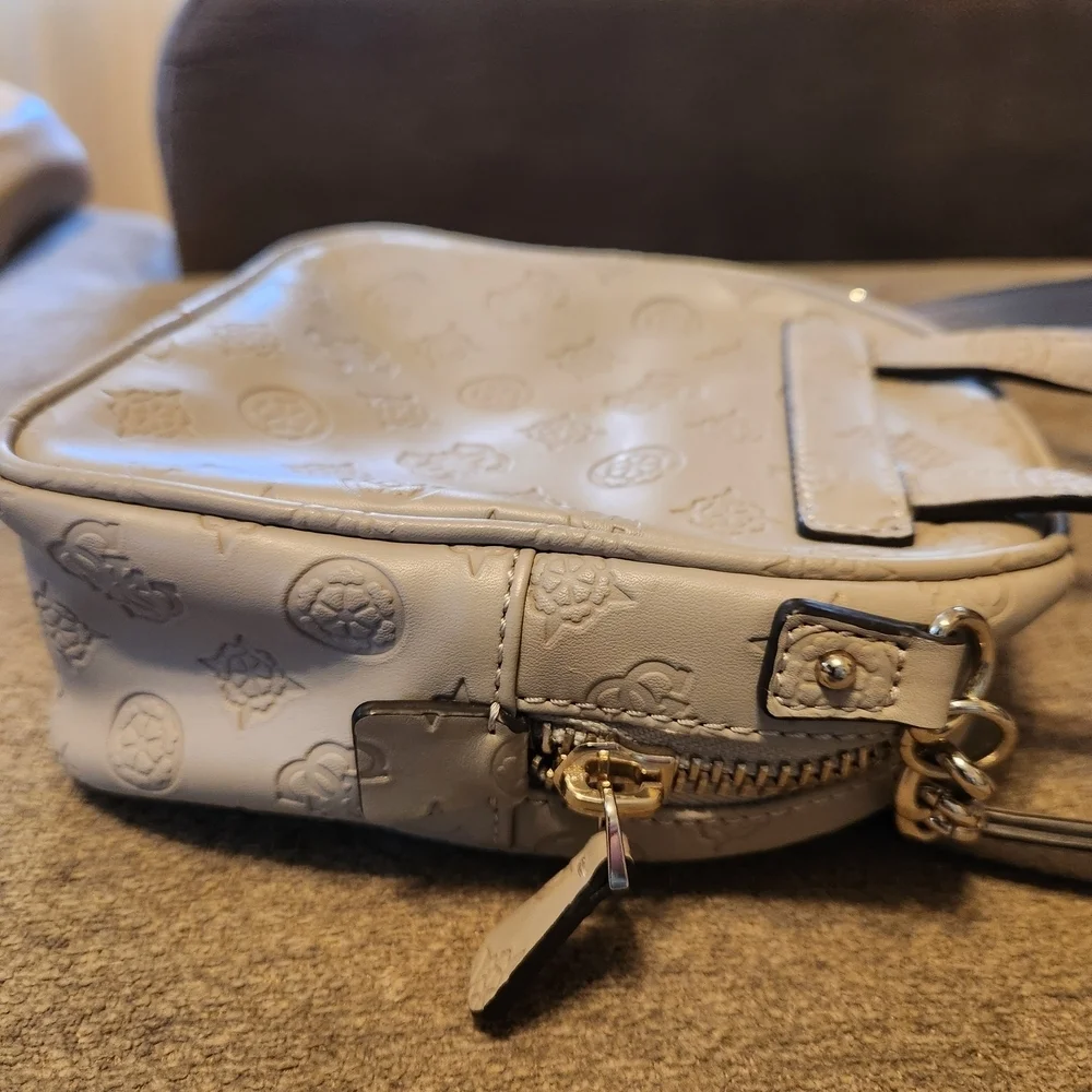 Guess elegant crossbody